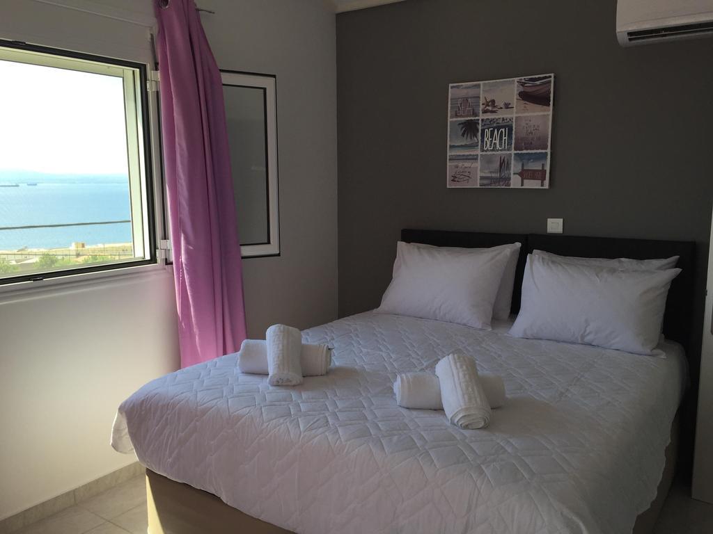 Mountain & Sea Apartment Kalamata Bagian luar foto