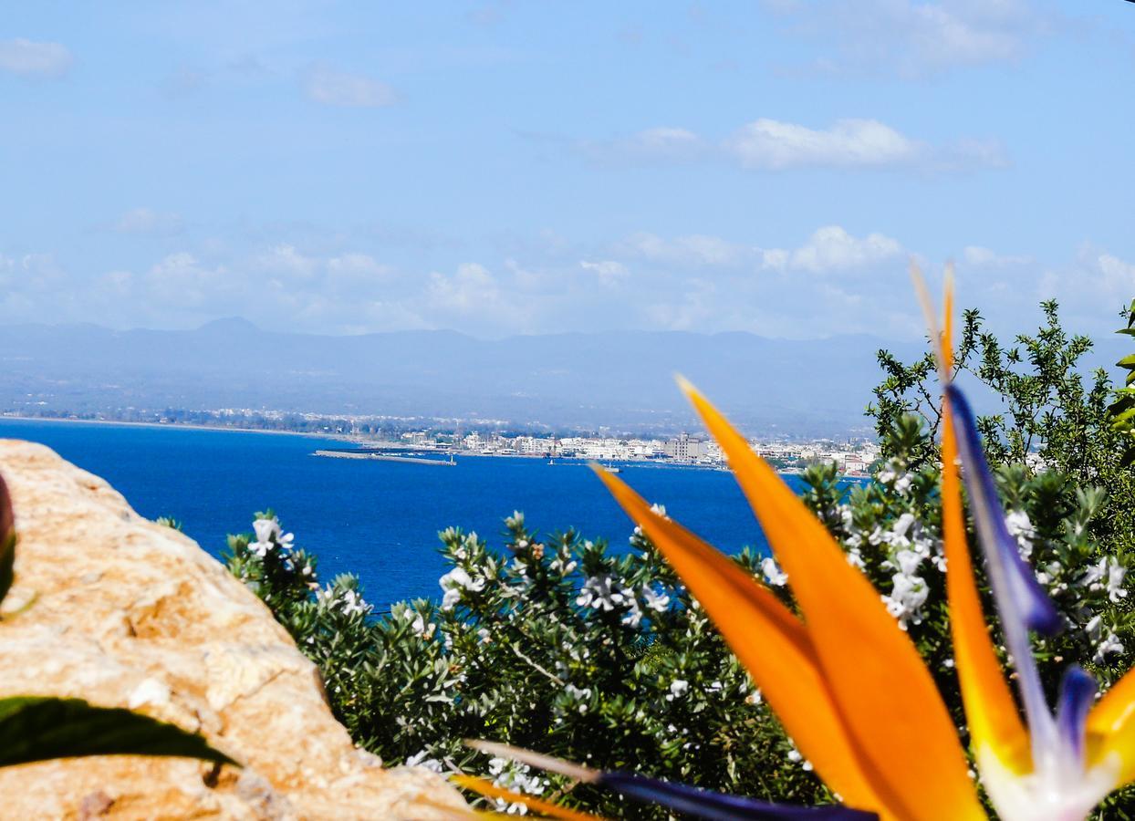 Mountain & Sea Apartment Kalamata Bagian luar foto