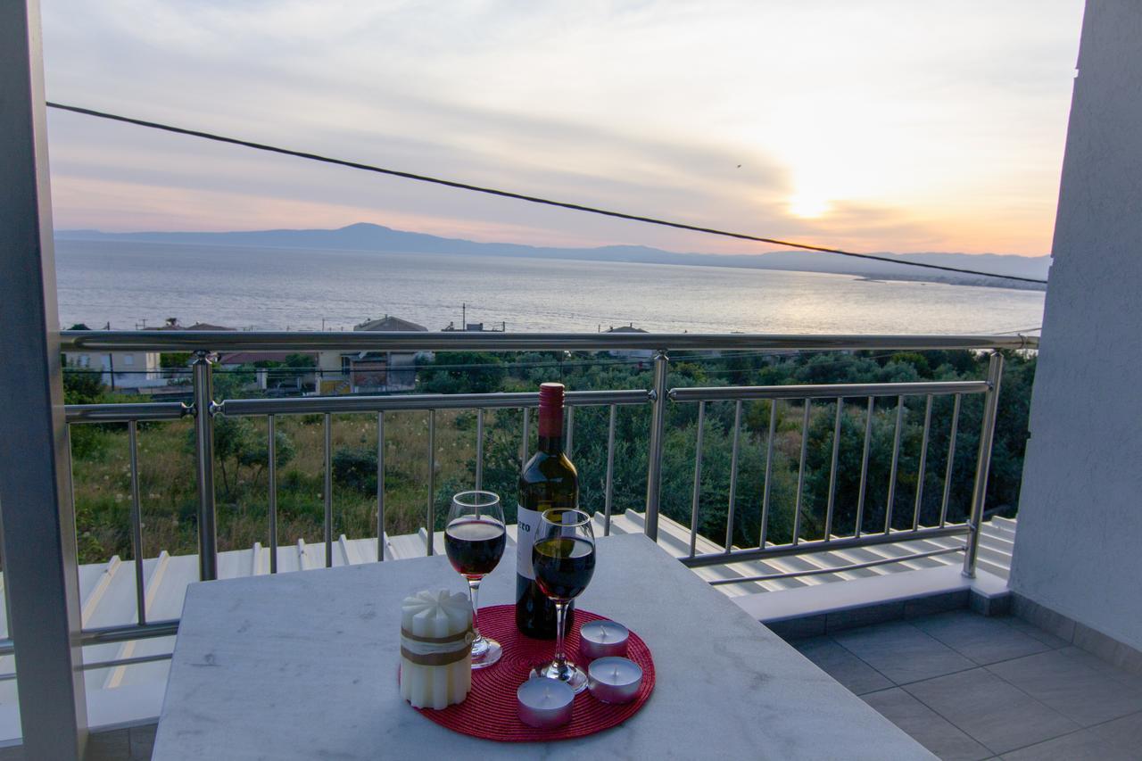 Mountain & Sea Apartment Kalamata Bagian luar foto